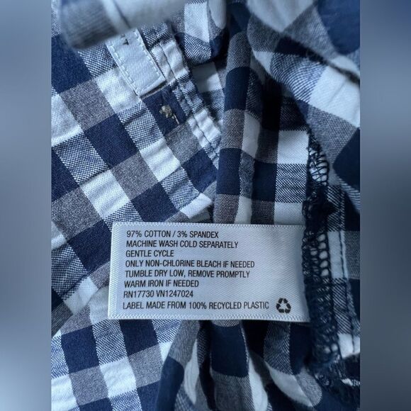 Goodfellow & Co. Short Sleeved Button-Up Navy/Black Plaid Seersucker - Sz M - Picture 6 of 11